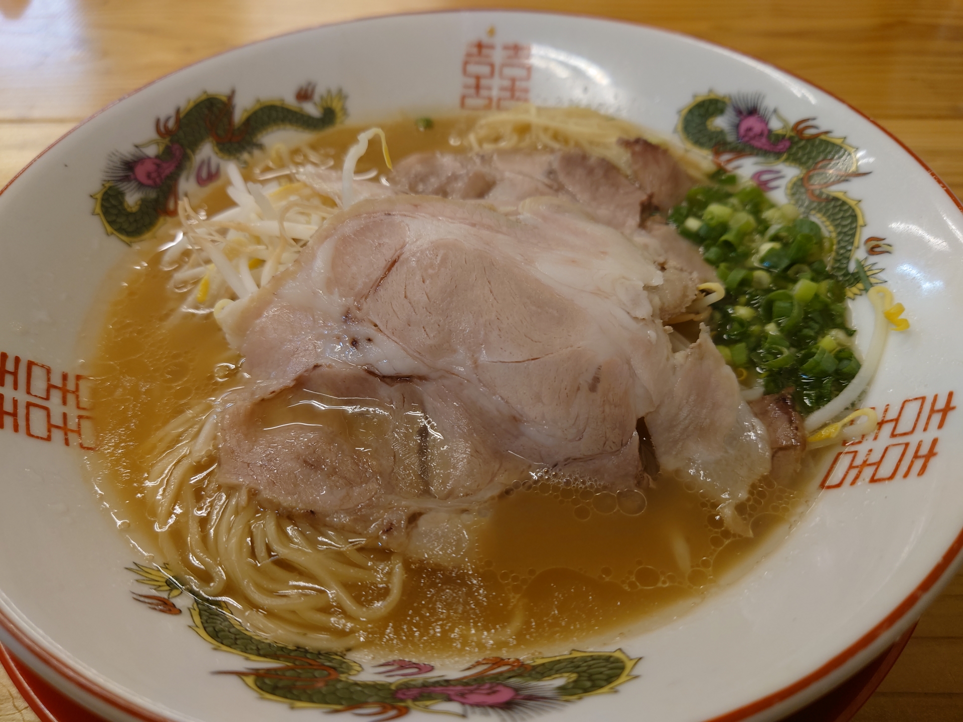 下松駅のランチガイド｜ビジネスホテルみやこ徒歩圏の牛骨ラーメンと笠戸グルメ